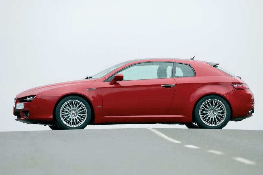  Alfa Romeo Brera 2005 года  (фото 27 из 153)